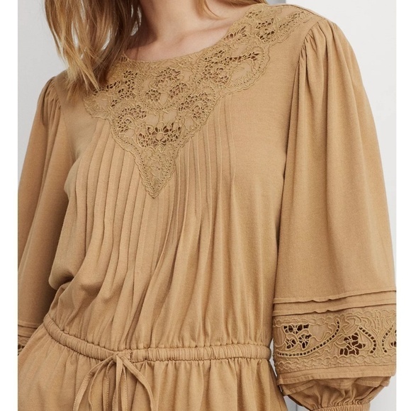 NWT LAUREN RALPH LAUREN Women's Lace-Trim Jersey Peplum Top Siz… - Picture 3 of 9